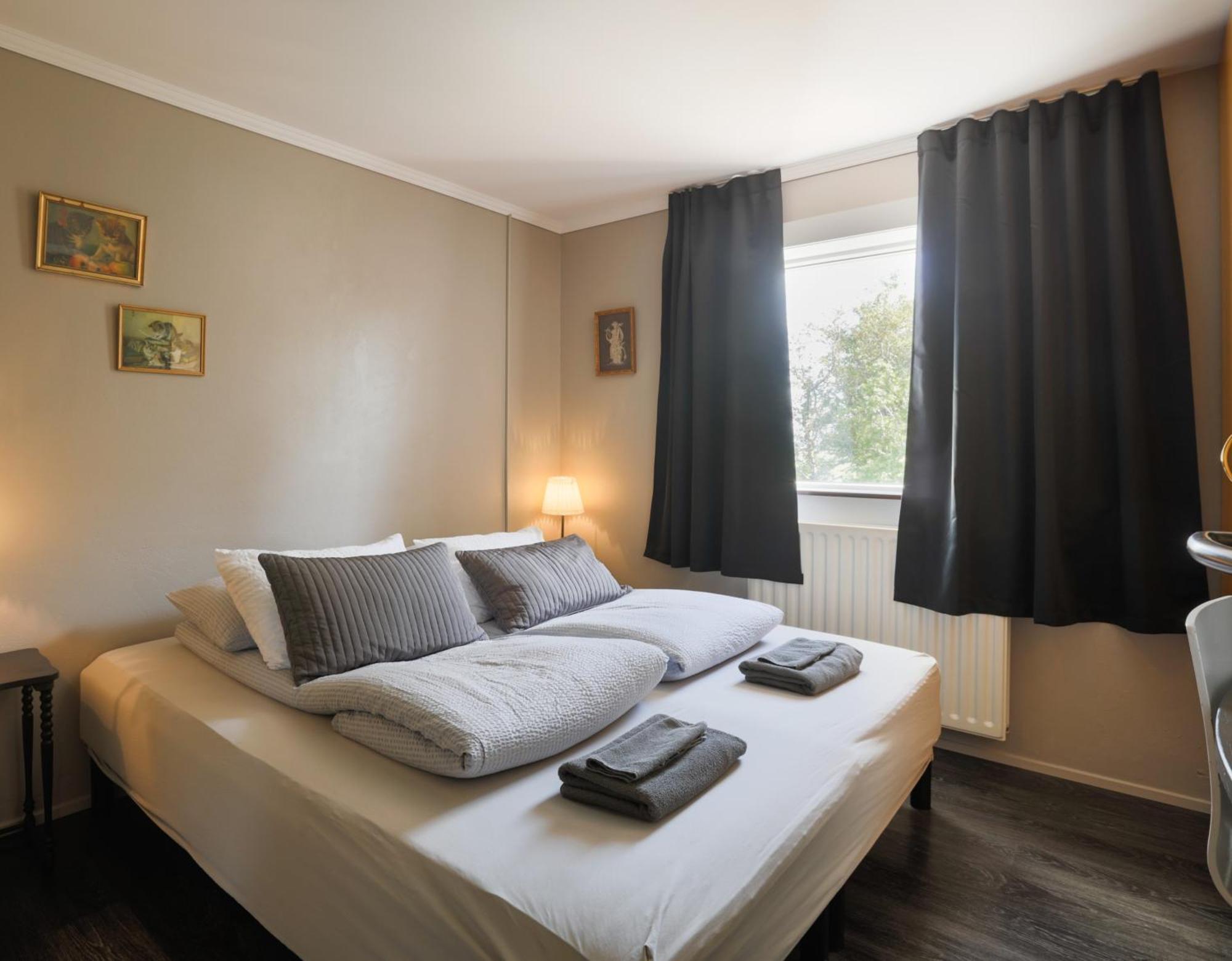Karuna Guesthouse Saudarkrokur Exteriör bild